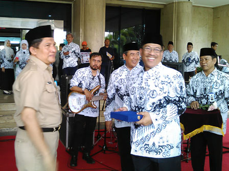 Pencarian PGRI Kaimana - Persatuan Guru Republik Indonesia Cabang Kaimana